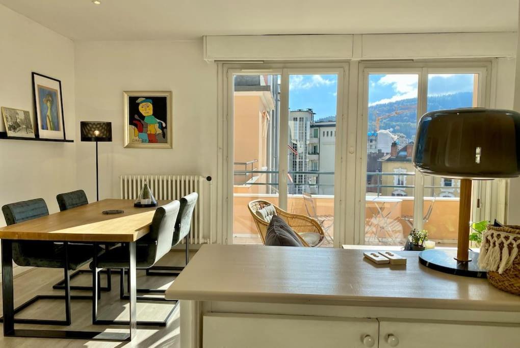 Toit-Terrasse Traversant Plein Centre 100M Du Lac Apartment Annecy Exterior photo