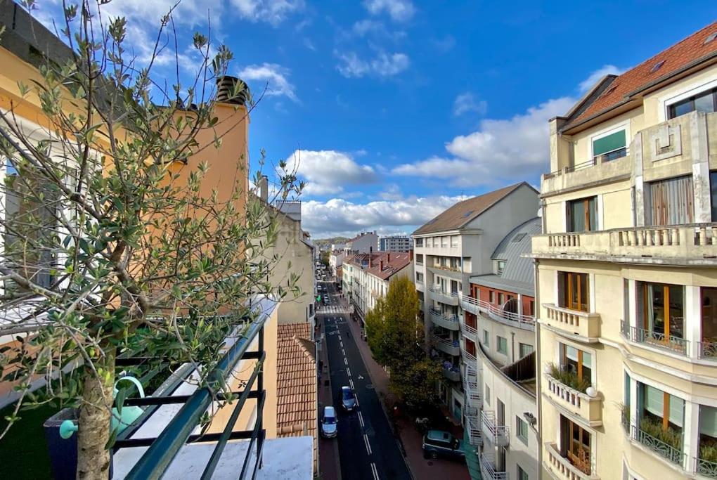 Toit-Terrasse Traversant Plein Centre 100M Du Lac Apartment Annecy Exterior photo